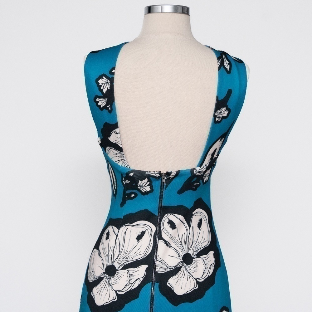 Kimberly Goldson. Chrissi peppermint floral sheath dress.‎ - Picture 8 of 16